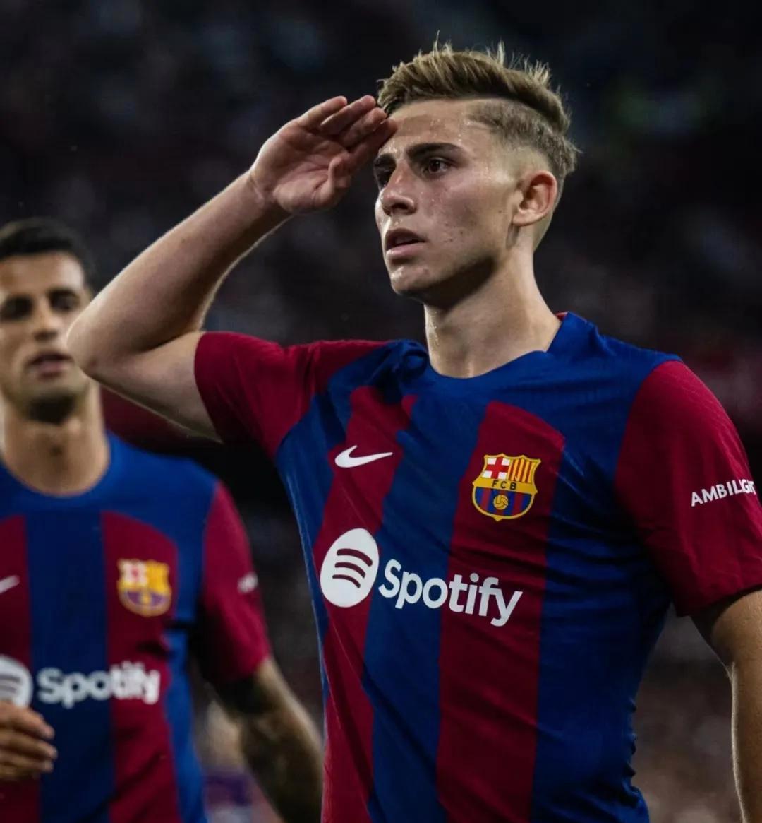 巴萨新星崭露头角，未来或成球队顶梁柱，在线经验网上那个.的简单介绍